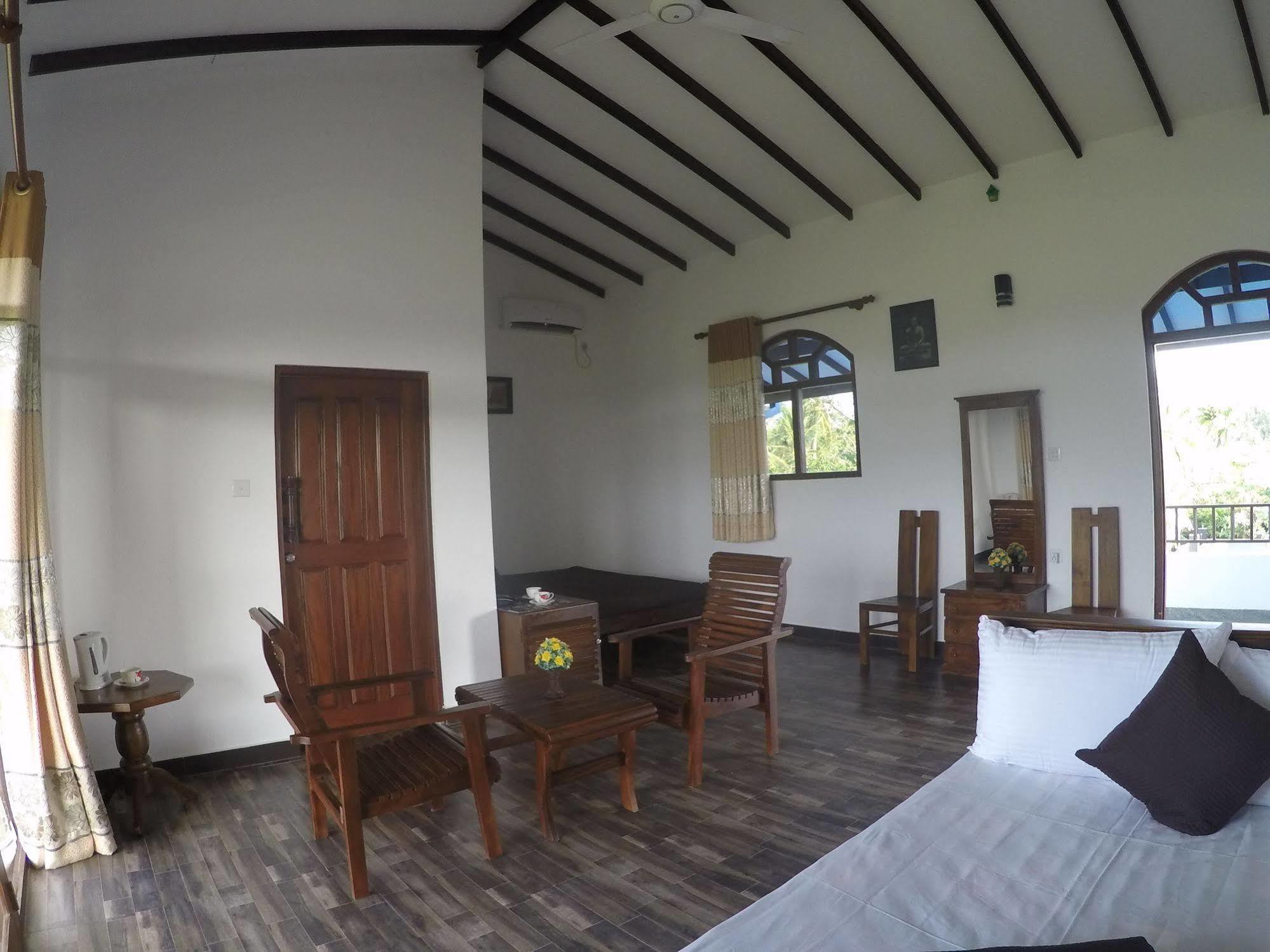 Dhammika Magic Palace Wadduwa Kültér fotó
